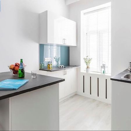 Wspolna 54 - Blue - Good Apartments Варшава Екстер'єр фото